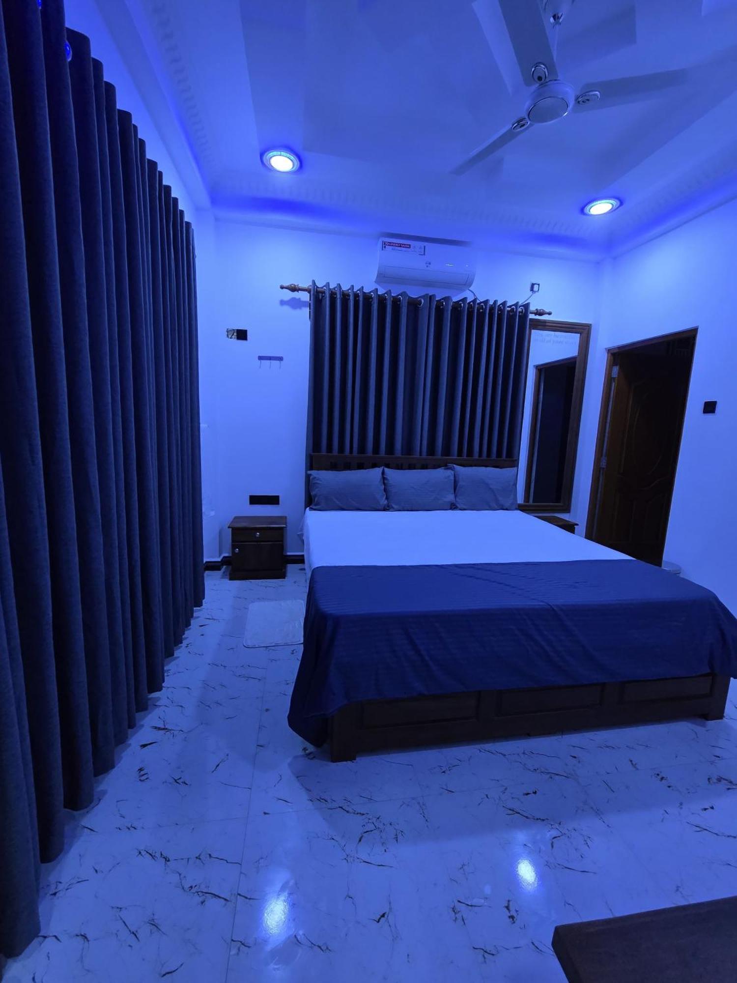 Munril Guest Apartment Джафна Екстериор снимка