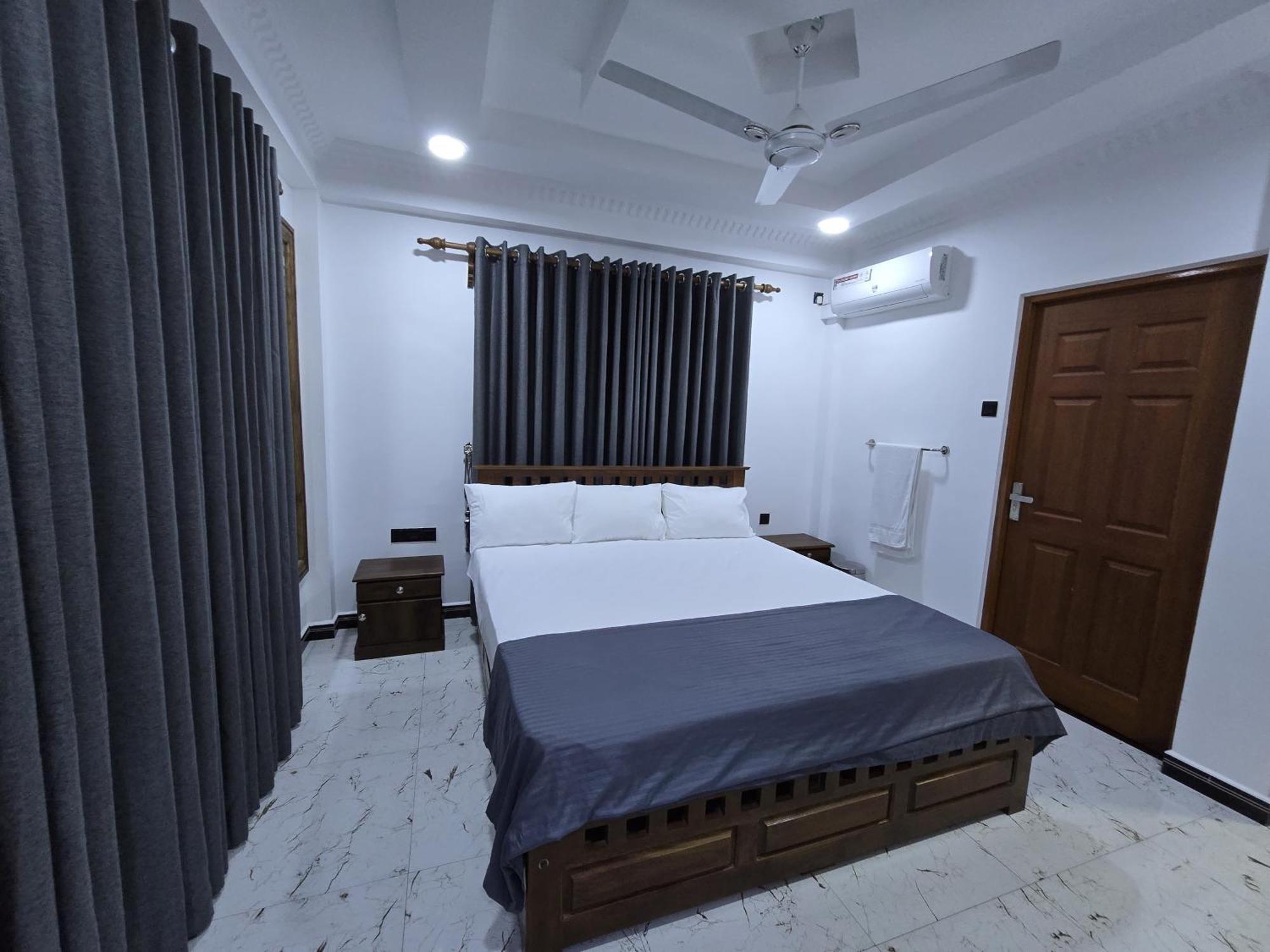 Munril Guest Apartment Джафна Екстериор снимка